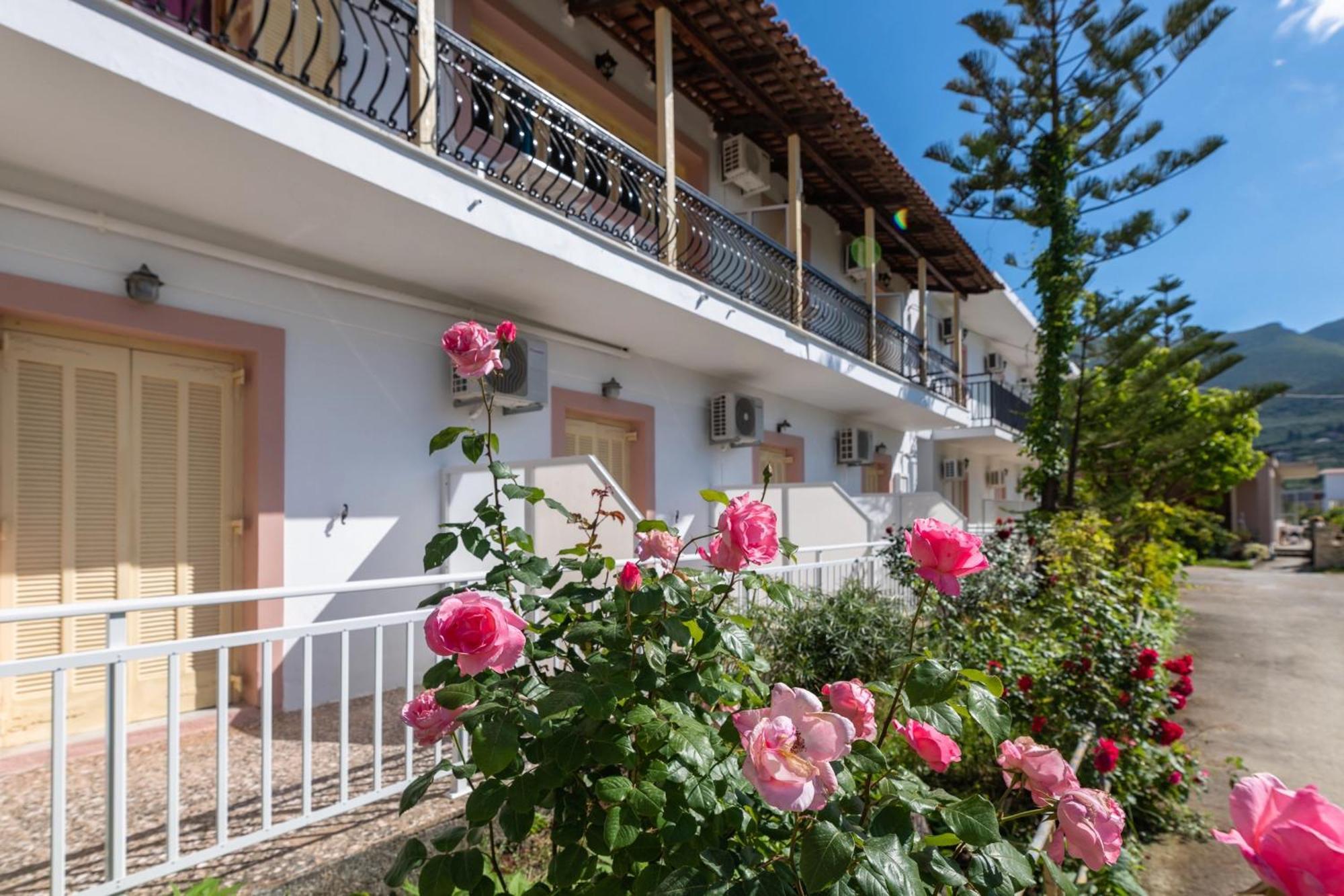 Anthi Studios & Apartments Alykes  Buitenkant foto