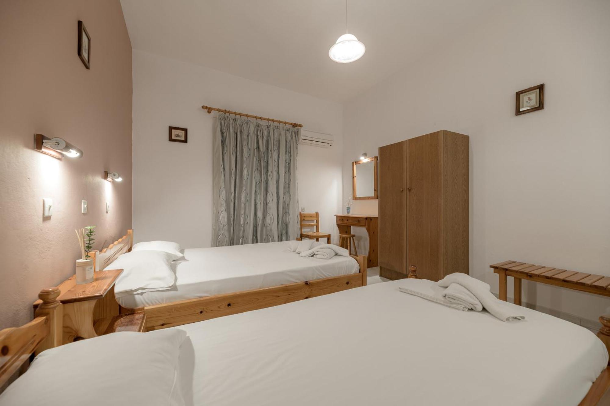 Anthi Studios & Apartments Alykes  Buitenkant foto