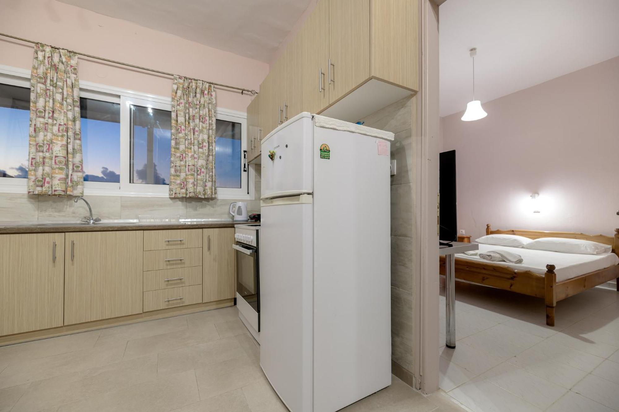Anthi Studios & Apartments Alykes  Buitenkant foto