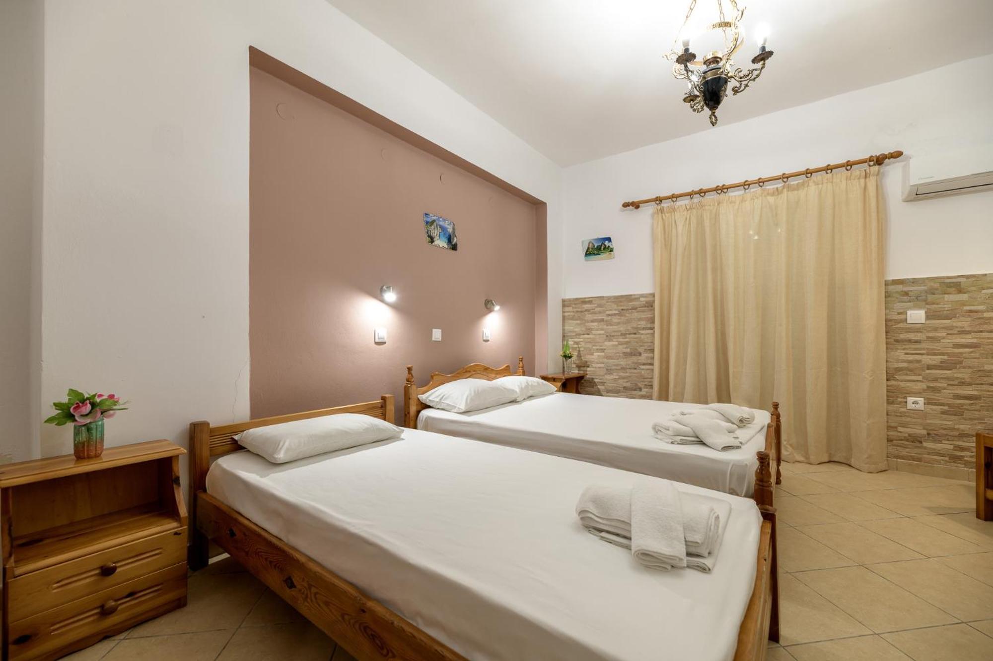Anthi Studios & Apartments Alykes  Buitenkant foto
