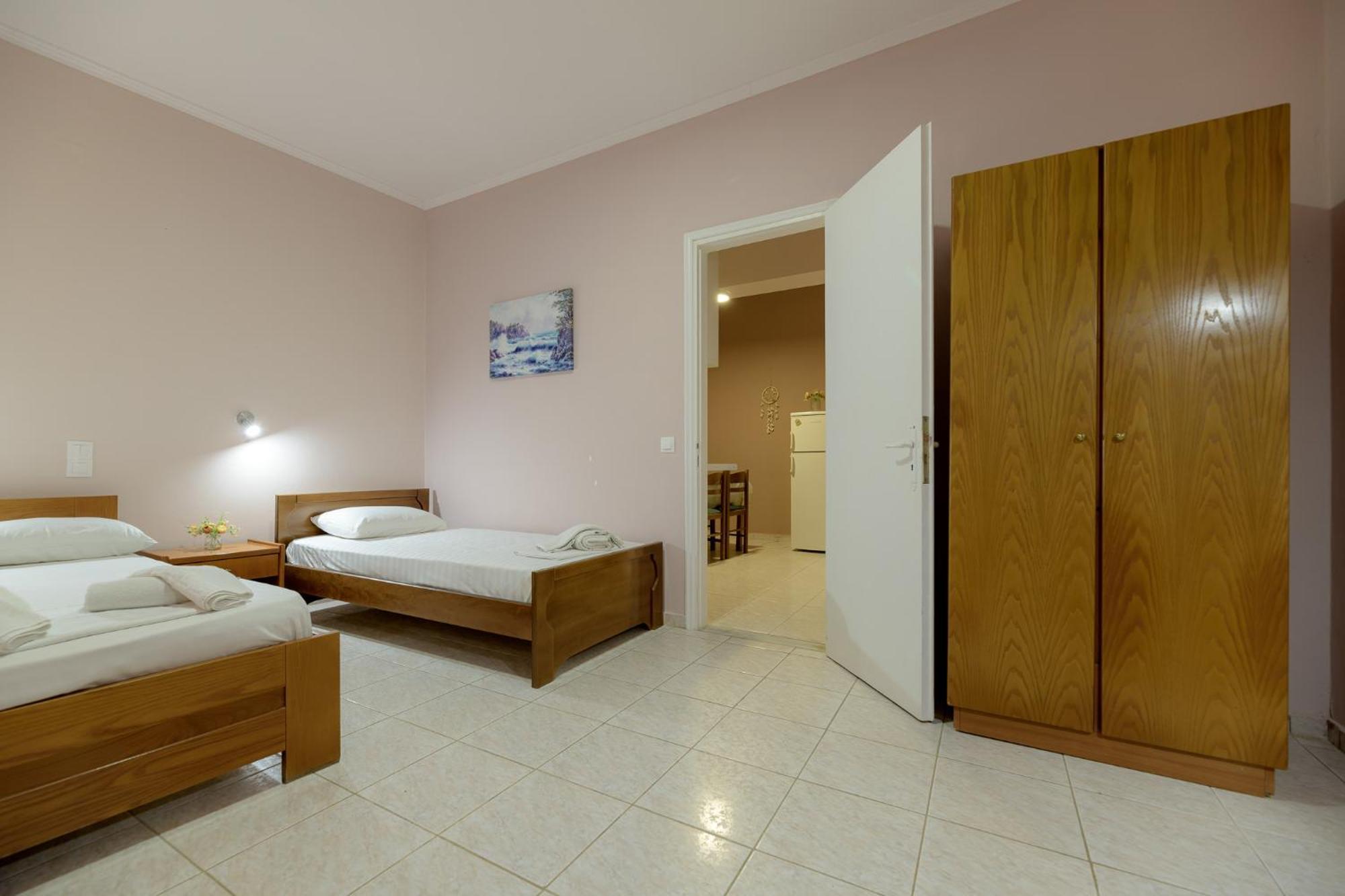 Anthi Studios & Apartments Alykes  Buitenkant foto