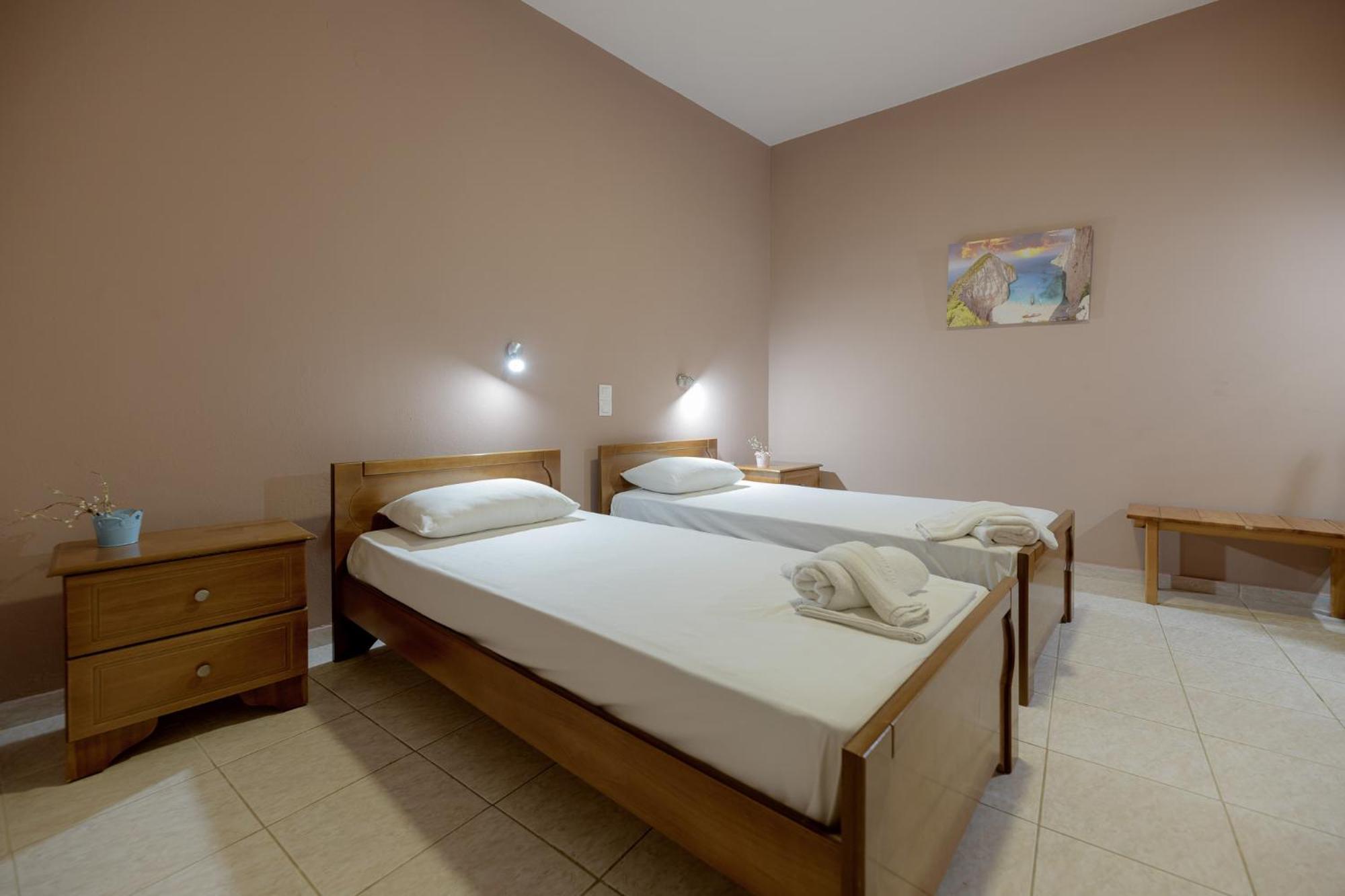 Anthi Studios & Apartments Alykes  Buitenkant foto