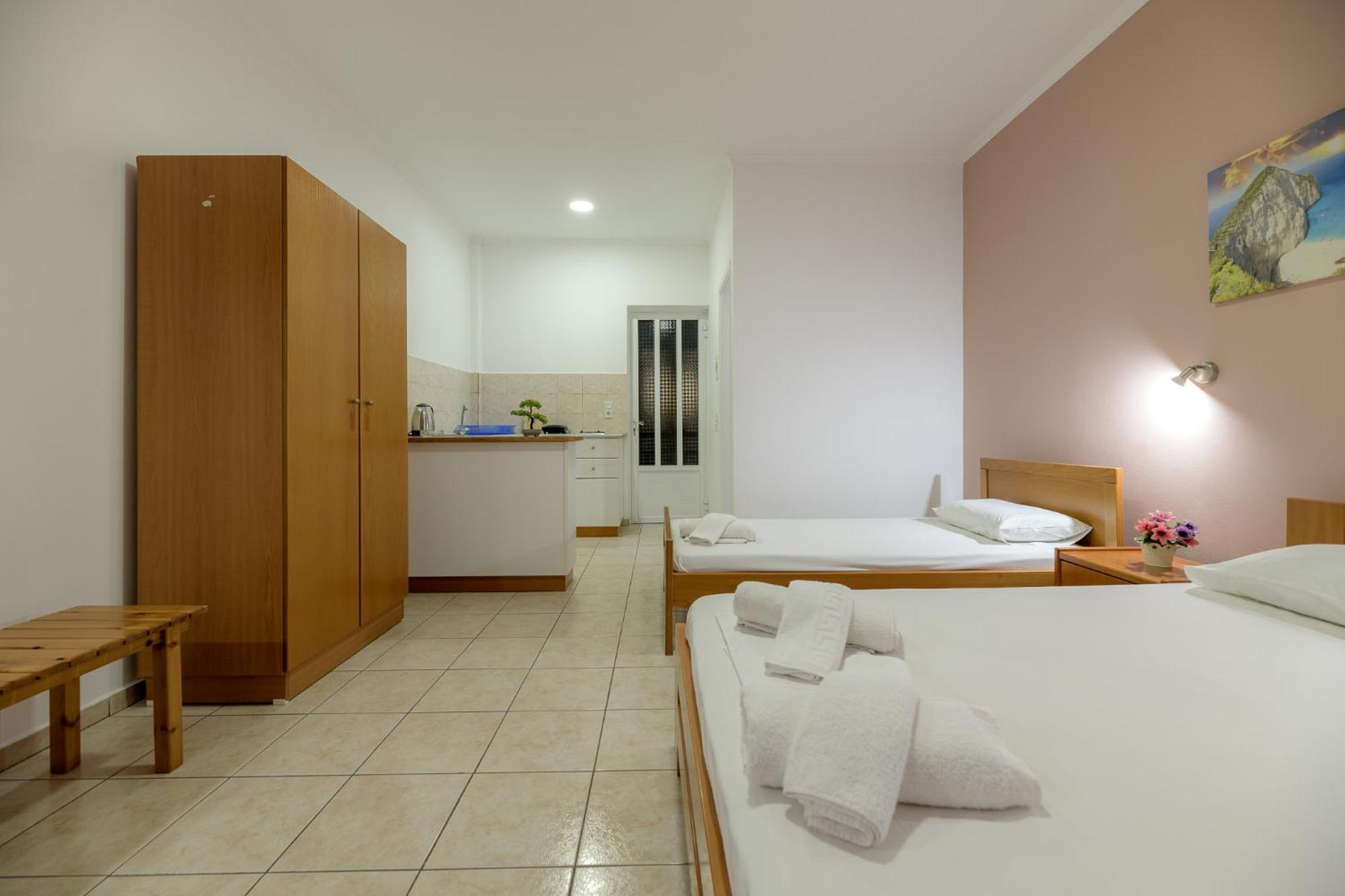 Anthi Studios & Apartments Alykes  Buitenkant foto